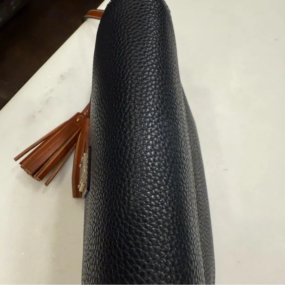 Dooney & Bourke Wexler Navy Pebbled Leather Crossbody Saddle Bag  PRISTINE!